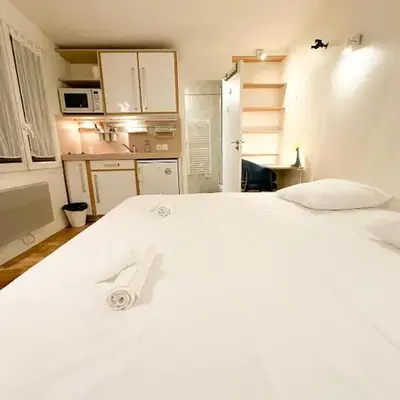 Cozy Apartment in Paris's Latin Quarter