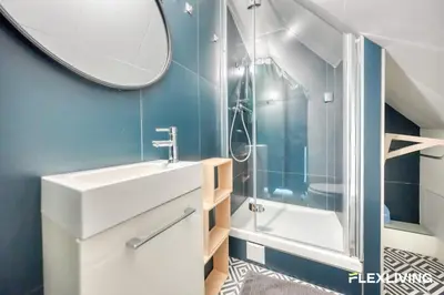 Salle de bains dans l'établissement Studio central au cœur des trésors de la vie parisienne