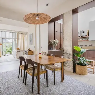 Elegant Triplex with Terrace & AC - Perfect for 6 Guests