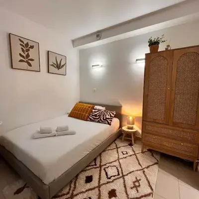 Your place in Paris
