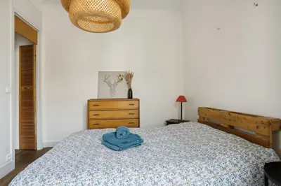 Un ou plusieurs lits dans un hébergement de l'établissement Duplex à Saint-Ouen – Aux portes de Paris