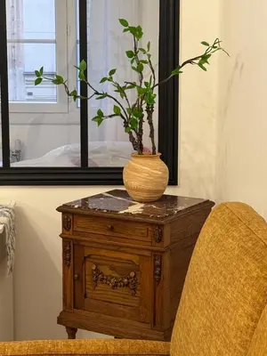 Coin salon dans l'établissement Elegant Parisian Flat near Eiffel Tower