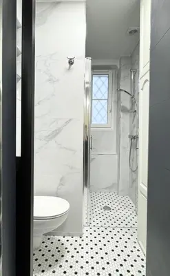 Salle de bains dans l'établissement Elegant Parisian Flat near Eiffel Tower