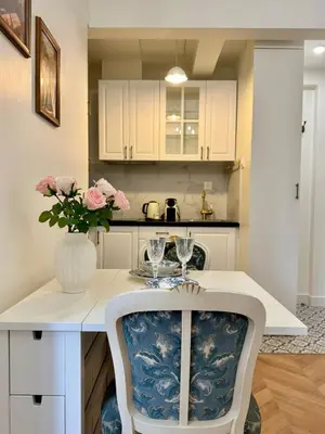 Cuisine ou kitchenette dans l'établissement Paris Studio - Stay near Eiffel Tower