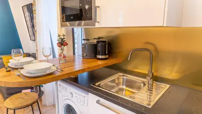 Cuisine ou kitchenette dans l'établissement Pleasant studio - 2P - Sentier