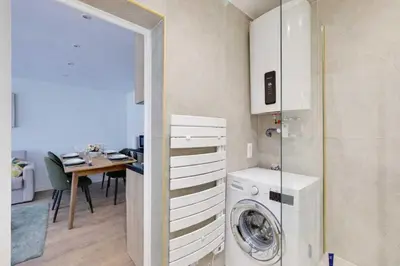 Cuisine ou kitchenette dans l'établissement Cosy duplex - 2P 1BD - in the heart of the Marais