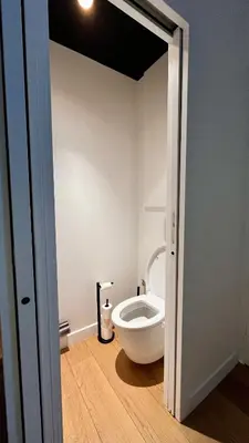 Salle de bains dans l'établissement Appartement élégant à cœur de Paris 2ème