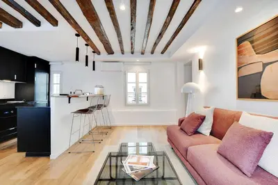 Cuisine ou kitchenette dans l'établissement Modern apartment - 3BR 8P - Le Marais Bastille