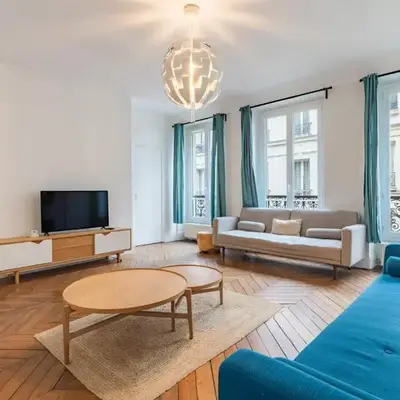 Elegant Apartment in the Heart of Historic Paris