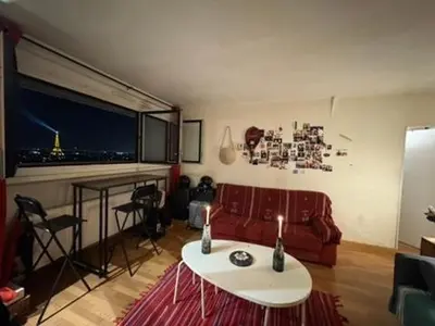 Coin salon dans l'établissement Eiffel Tower view & Swimming Pool, Cosy appartment - Center