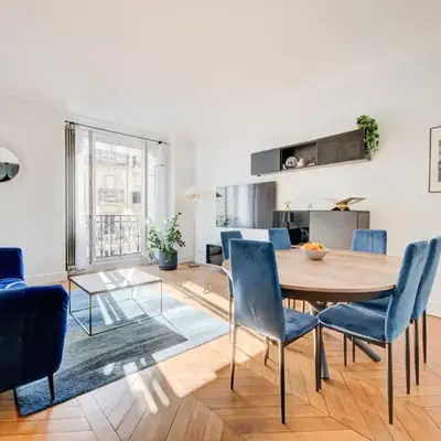 Elegant appartement au pied de Montmartre