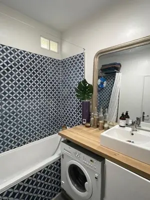 Salle de bains dans l'établissement Apartment on Butte aux Cailles