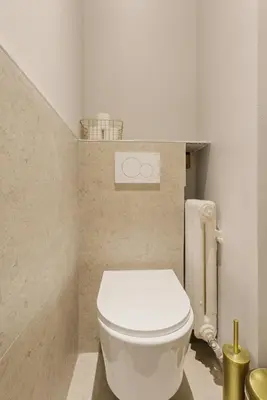 Salle de bains dans l'établissement Champs-Élysées Studio with Air Conditioning and Office