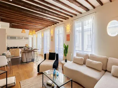 Cuisine ou kitchenette dans l'établissement Superb Apartment Center of Paris Le Marais