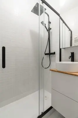 Salle de bains dans l'établissement Sublime appartement Marais