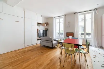 Coin salon dans l'établissement Sublime appartement Marais