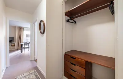 Télévision ou salle de divertissement dans l'établissement Comfort fully equipped - 10 mins from Paris