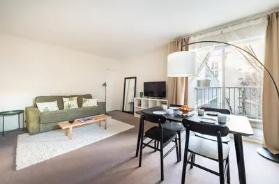 Télévision ou salle de divertissement dans l'établissement Comfort fully equipped - 10 mins from Paris