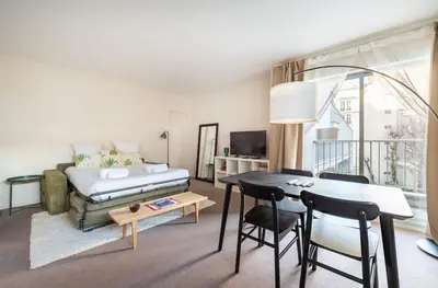 Un ou plusieurs lits dans un hébergement de l'établissement Comfort fully equipped - 10 mins from Paris