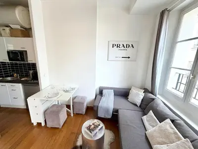 Coin salon dans l'établissement Charming Parisian apartment Paris 2 Central