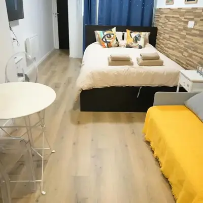 Pompidou Chic Studio in Le Marais