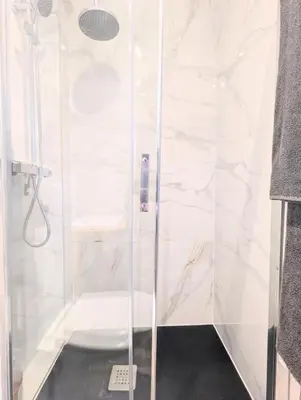Salle de bains dans l'établissement Studio Montmartre cosy et central