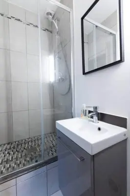 Salle de bains dans l'établissement Studio équipé - Paris Centre