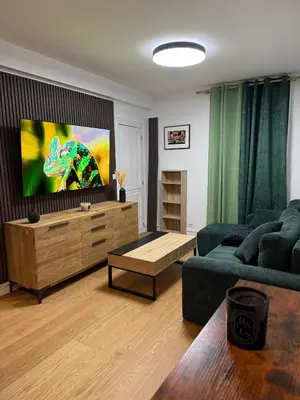Télévision ou salle de divertissement dans l'établissement Premium and luxury Parisian experience