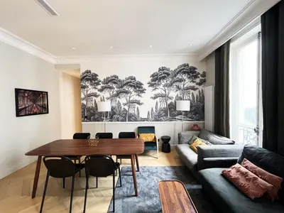 Coin salon dans l'établissement UrbanFlat 141 - Grand Appartement Champs-Elysees Ponthieu
