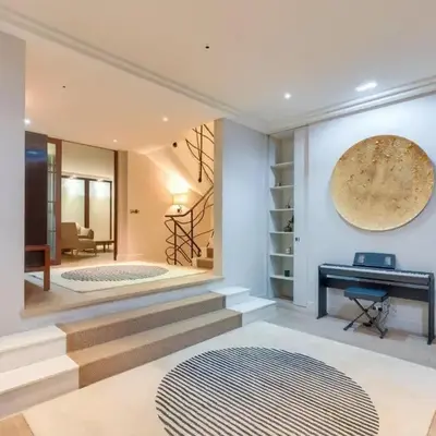 Prestigious 5BR Avenue Foch Home - Arc de Triomphe