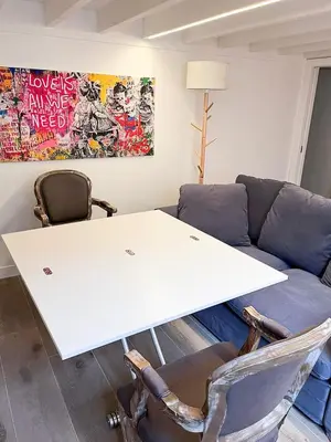 Coin salon dans l'établissement Loft - Notre dame de Paris