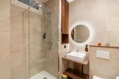 Salle de bains dans l'établissement Charming Parisian studio