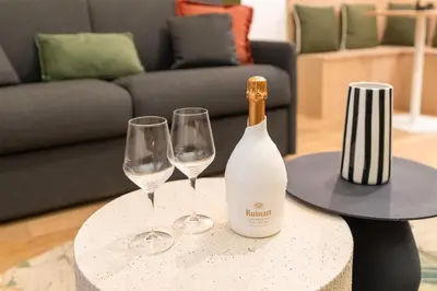Boissons dans l'établissement Charming Parisian studio