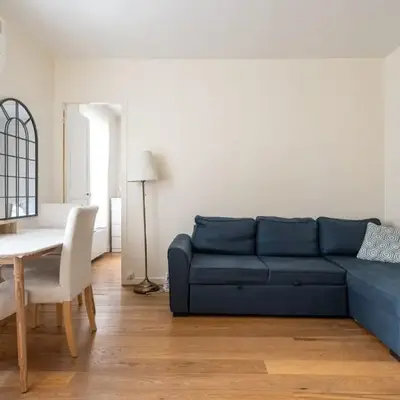 Elegant appartement avec ascenseur proche de la Tour Eiffel