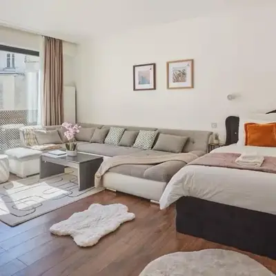Avenue Foch 16th Elegant Studio