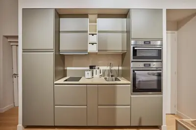 Cuisine ou kitchenette dans l'établissement Spacious Apartment in the Heart of Paris near Notre-Dame