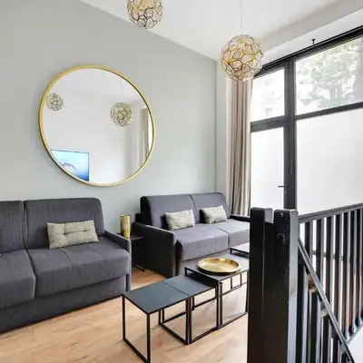 Spacious Apartment -2BR 8P- Near Nation