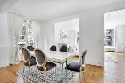 Coin salon dans l'établissement Superbe Appartements Tour Eiffel Suffren