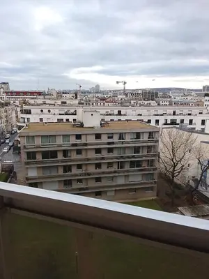 Vue générale sur Boulogne-Billancourt ou vue de la ville depuis l'appartement