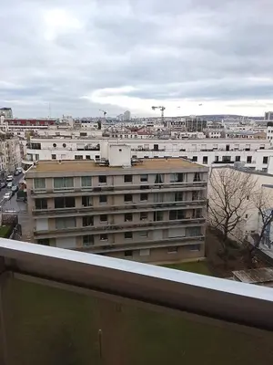 Vue générale sur Boulogne-Billancourt ou vue de la ville depuis l'appartement