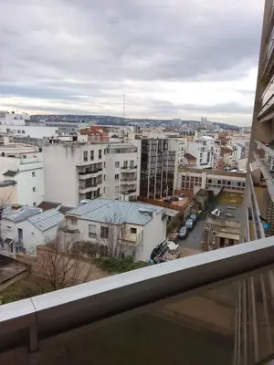 Vue générale sur Boulogne-Billancourt ou vue de la ville depuis l'appartement