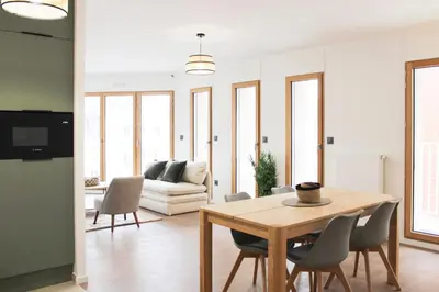 Coin salon dans l'établissement Appartement lumineux au cœur de Vanves