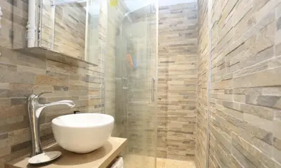 Salle de bains dans l'établissement Superbe Appartements Tour Eiffel Grenelle