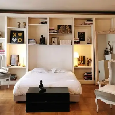 A large artistic-style studio in Panthéon