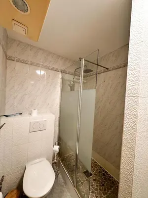 Salle de bains dans l'établissement Paris View , Direct Access, Apartment 10 people