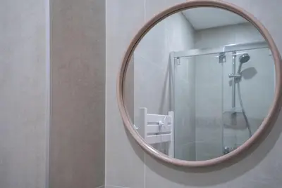 Salle de bains dans l'établissement Studio neuf Paris 3eme Metro Etienne Marcel