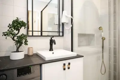 Salle de bains dans l'établissement Magnifique appartement familial grand boulevard-6P