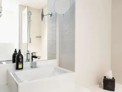 Salle de bains dans l'établissement Adagio Paris 19ème Cité de la Musique