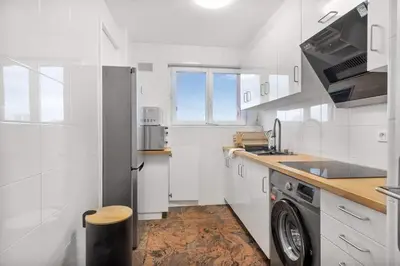 Cuisine ou kitchenette dans l'établissement Lumineux 3 CH - 8 P - Zenith & La Villette