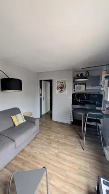 Cuisine ou kitchenette dans l'établissement Studio cosy à deux pas de Paris